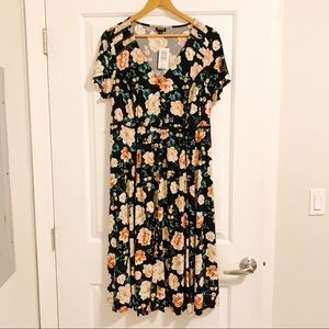 NEVER WORN! Floral dress from Torrid